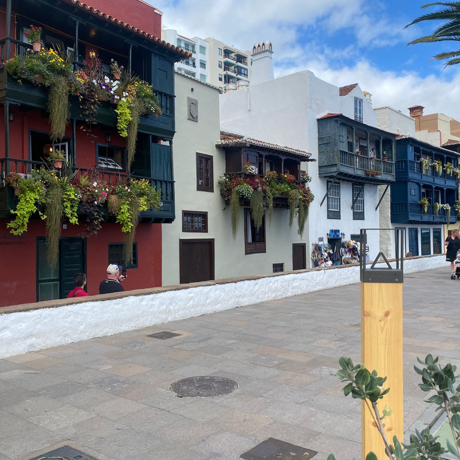 Los Balcones